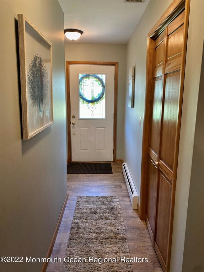 ENTRANCE FOYER