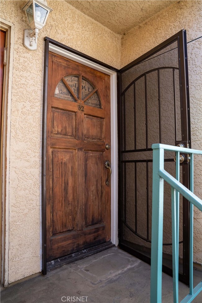 18307 Burbank Blvd unit 32, Tarzana, CA 91356 - photo 4