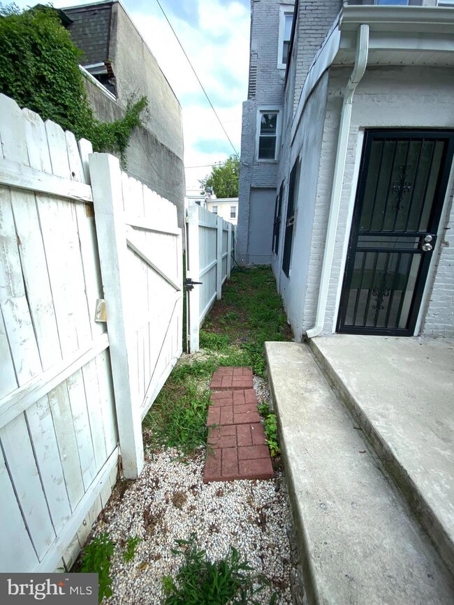 339 E Armat St, Philadelphia, PA 19144 - photo 6