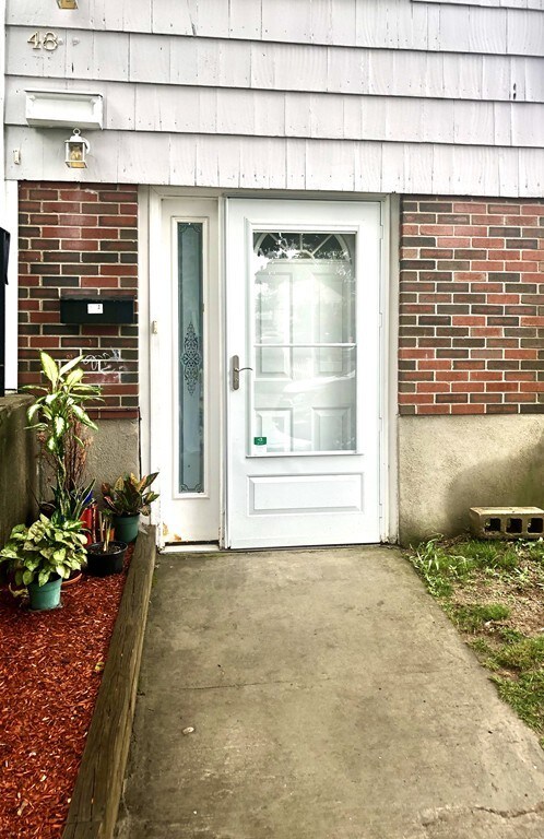 48 Vogel St unit 1, West Roxbury, MA 02132 - photo 3