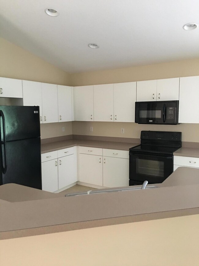 4121 SW Baltic St, Port Saint Lucie, FL 34953 - photo 2