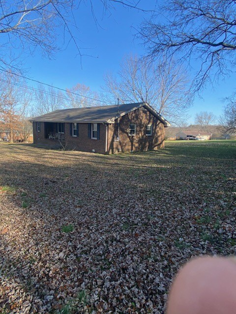 1303 Grenoble Dr, Lebanon, TN 37090 - photo 3