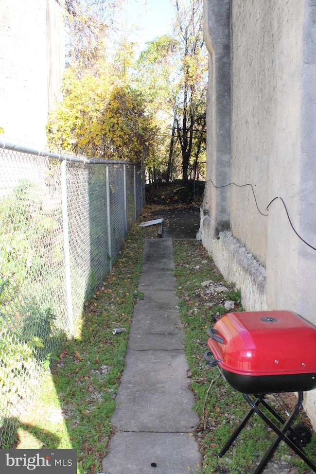 4869 Merion Ave, Philadelphia, PA 19131 - photo 3