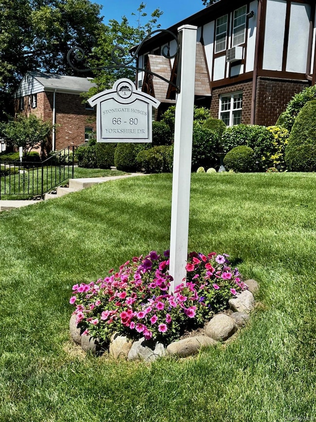 76 Yorkshire Dr unit 76, Suffern, NY 10901 - photo 3