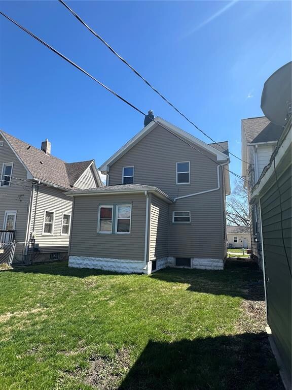 612 4th Ave SW, Cedar Rapids, IA 52404 - photo 4