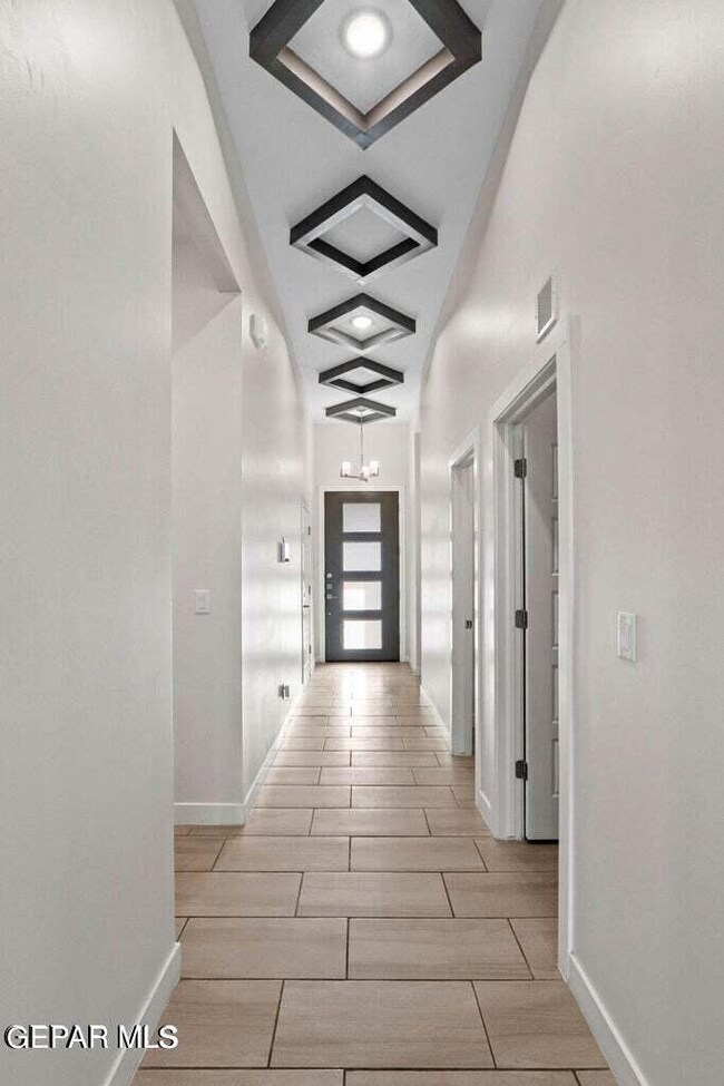 608 Paseo Modesto Dr, Horizon City, TX 79928 - photo 2