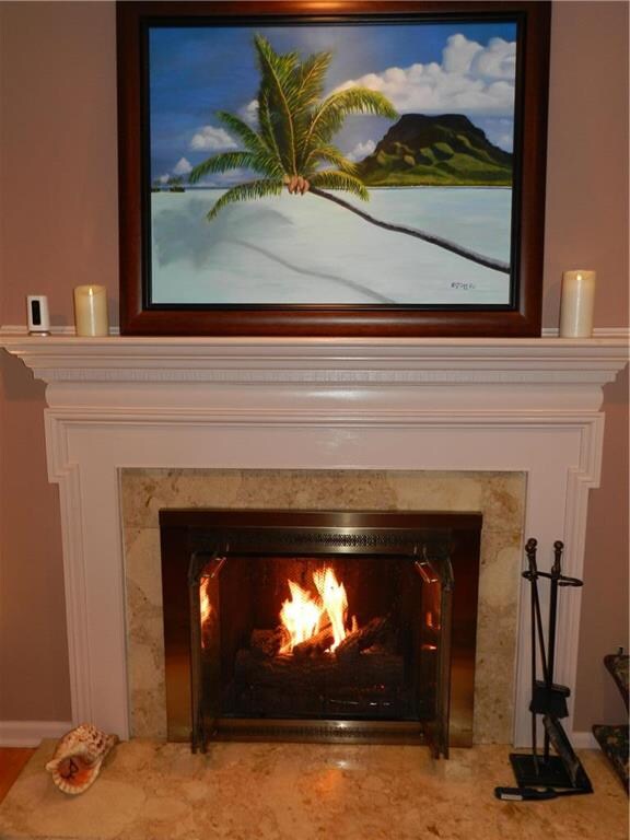 Gas fireplace in main level living room.