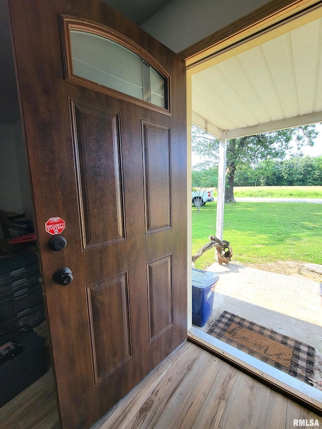 7324 State Route 161 Extension, Iuka, IL 62849 - photo 6