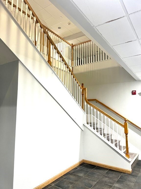 Walnut Place Condominiums unit 207, Peabody, MA 01960 - photo 2