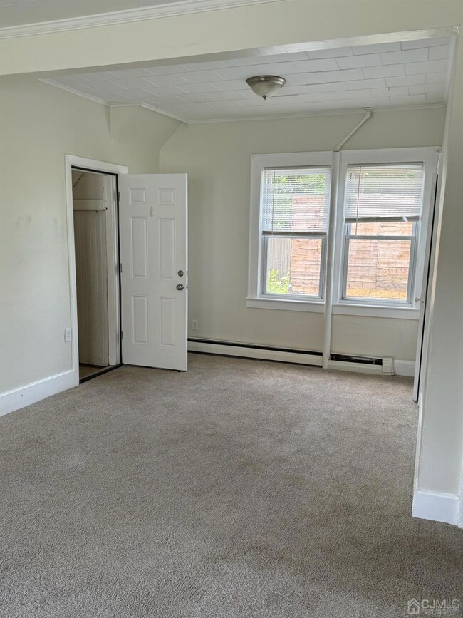 109 Myrtle St unit 1stFL, Cranford, NJ 07016 - photo 3