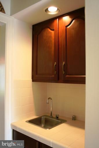 16652 Purcival Ct, Dumfries, VA 22025 - photo 2