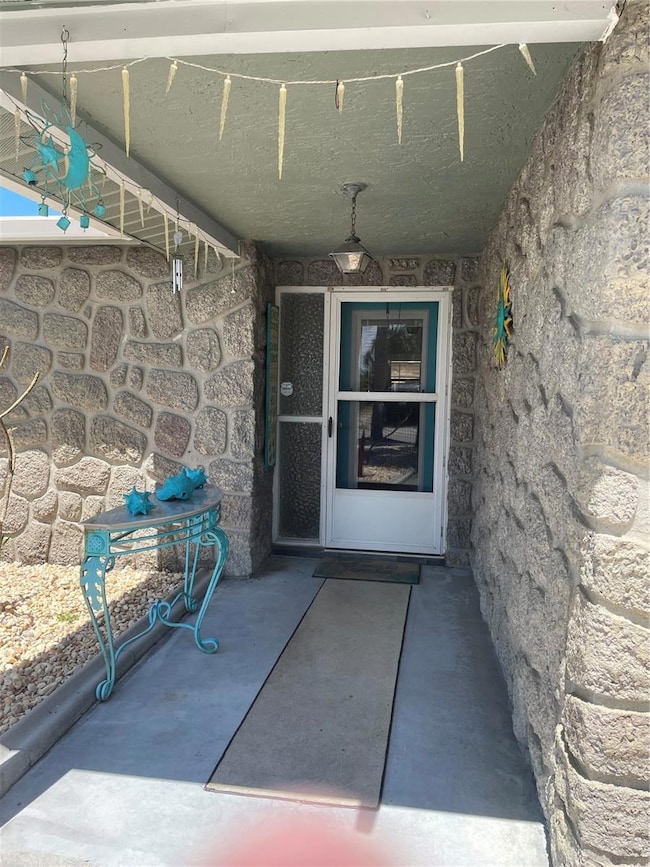 13615 Stacey Dr, Hudson, FL 34667 - photo 3