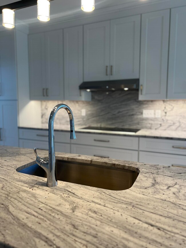 190 Sage Ln unit 24, Greenland, NH 03840 - photo 6