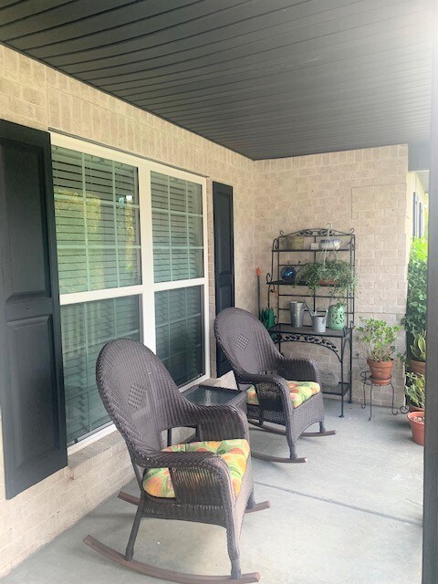 108 Fairlane Dr, Shelbyville, TN 37160 - photo 3