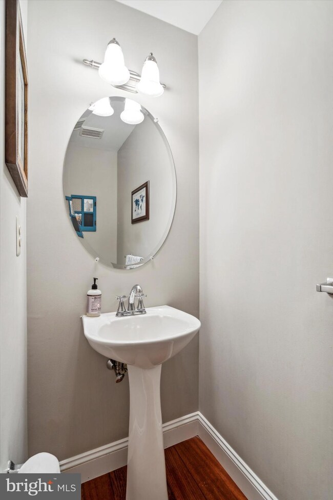 2122 Birch Dr, Lafayette Hill, PA 19444 - photo 7