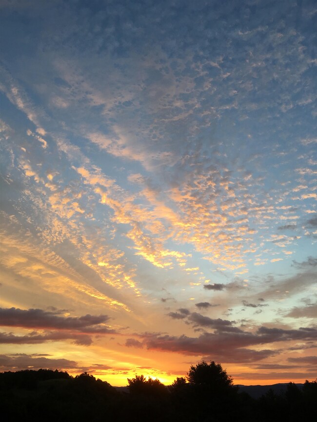 408 Hidden Ridge Rd, Pomfret, VT 05068 - photo 3