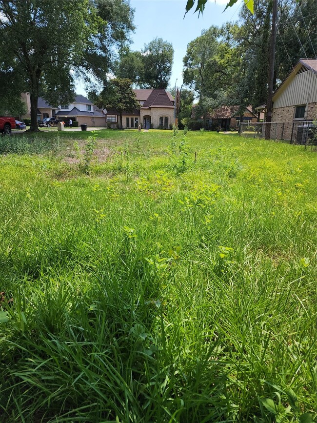 5214 Winding Way Dr, Houston, TX 77091 - photo 3