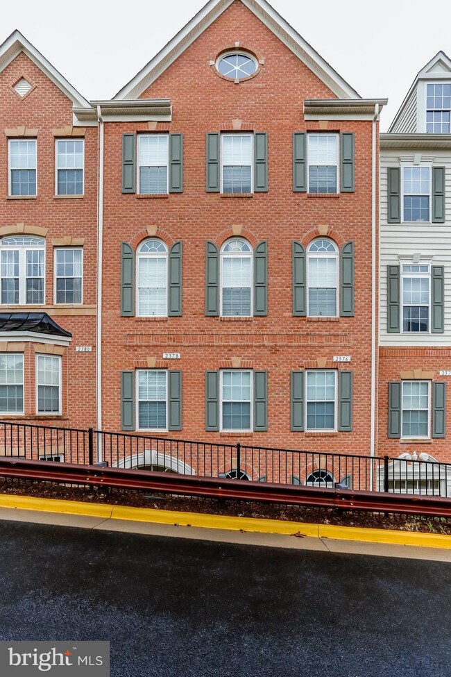 2376 Merseyside Dr unit 143, Woodbridge, VA 22191 - photo 5