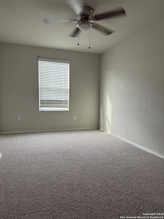 7356 Misty Ridge Dr, Converse, TX 78109 - photo 6