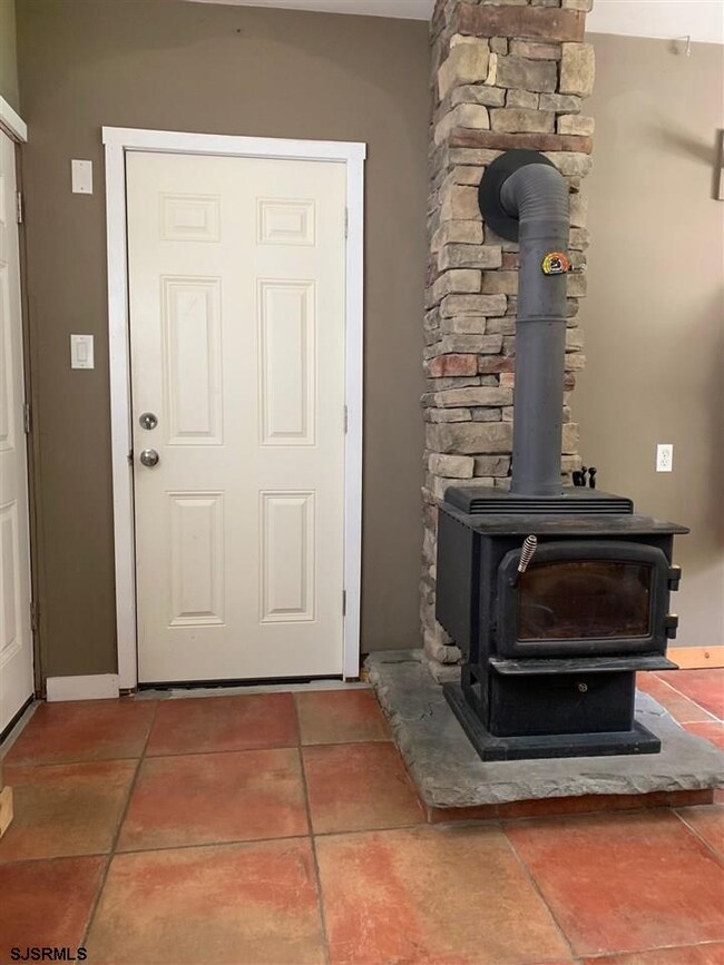 34 Seaview Ave, Marmora, NJ 08223 - photo 5