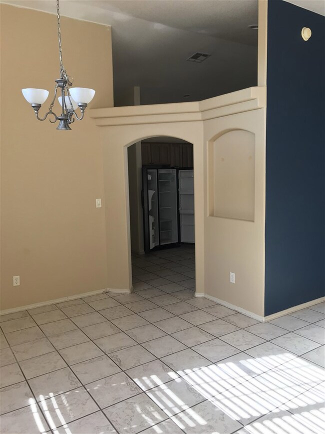 1085 San Cristo St, Alamogordo, NM 88310 - photo 5