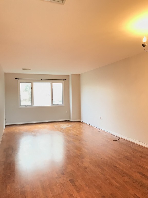 35 Desmoines Rd unit 309, Quincy, MA 02169 - photo 3