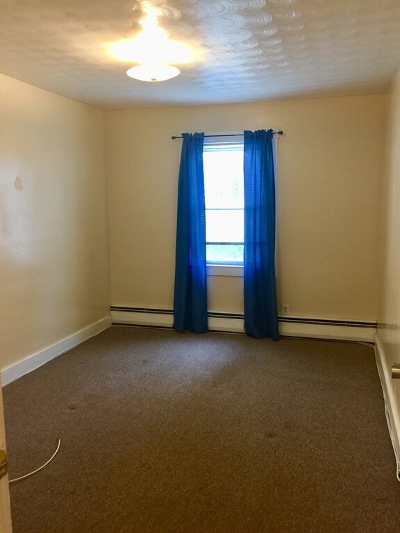 12 Wall St unit 2, Foxboro, MA 02035 - photo 4