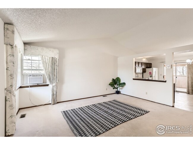 20059 E Wagontrail Ln, Centennial, CO 80015 - photo 6