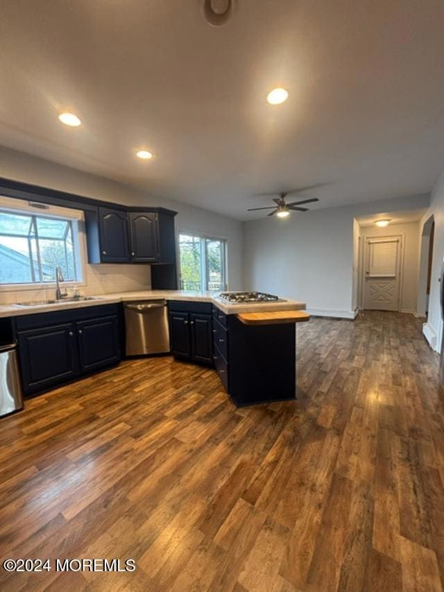 Kitchen 2