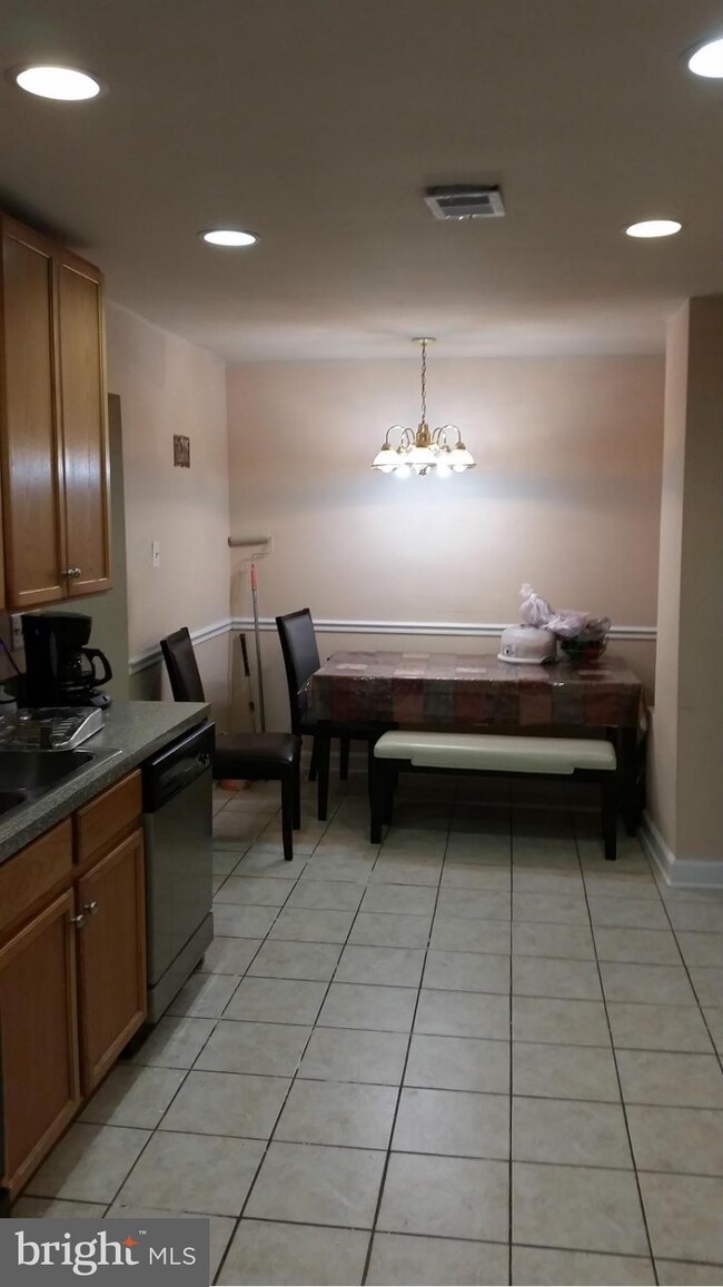 8600 Rugby Rd, Manassas Park, VA 20111 - photo 6