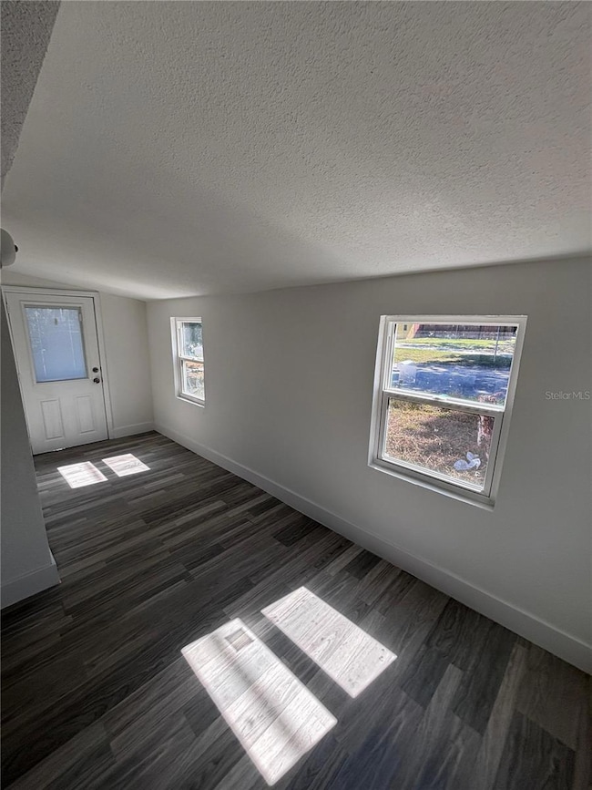 702 W Hillsboro St, Plant City, FL 33563 - photo 4