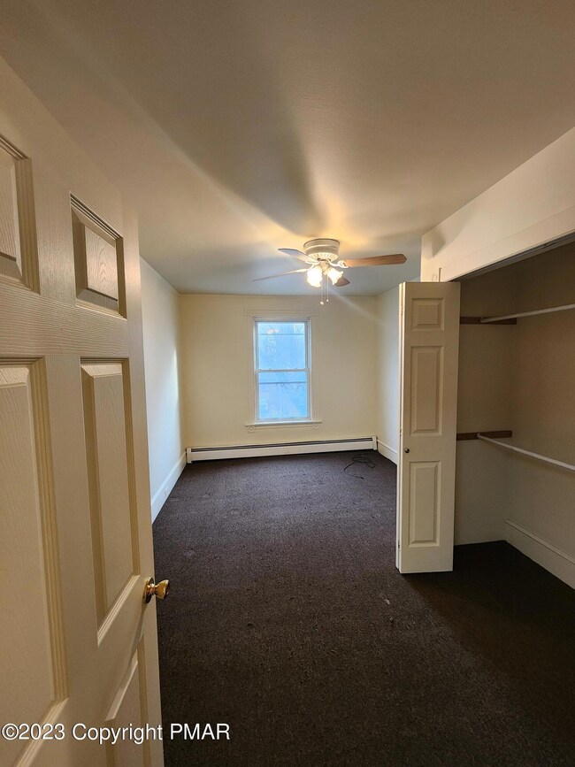 501 Thomas St unit 2, Stroudsburg, PA 18360 - photo 7