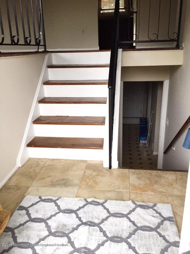 36 Wickatunk Rd, Manalapan, NJ 07726 - photo 3