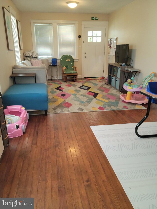 104 Glenside Ave, Newport, DE 19804 - photo 6