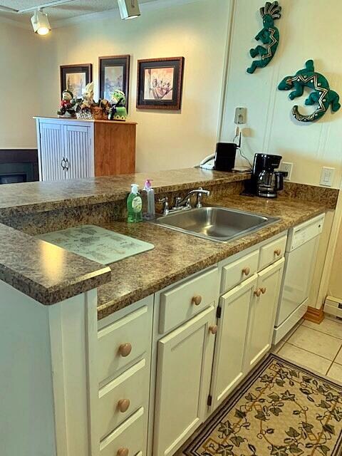 305 kitchen
