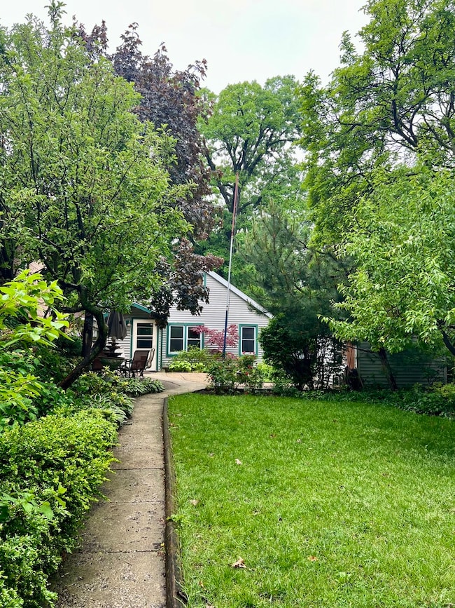 2110 N Mobile Ave, Chicago, IL 60639 - photo 5