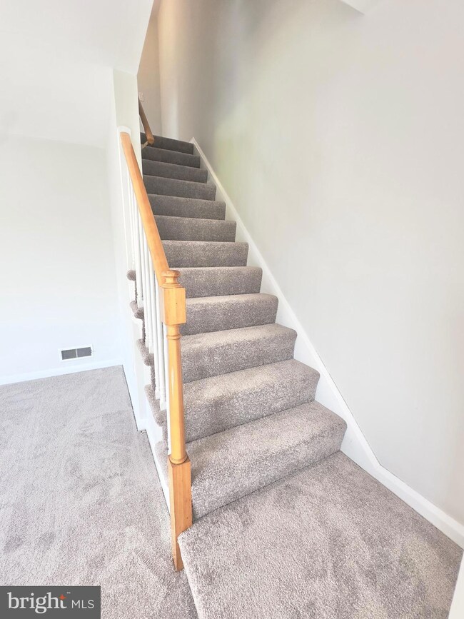 2707 Moorgate Rd, Dundalk, MD 21222 - photo 7