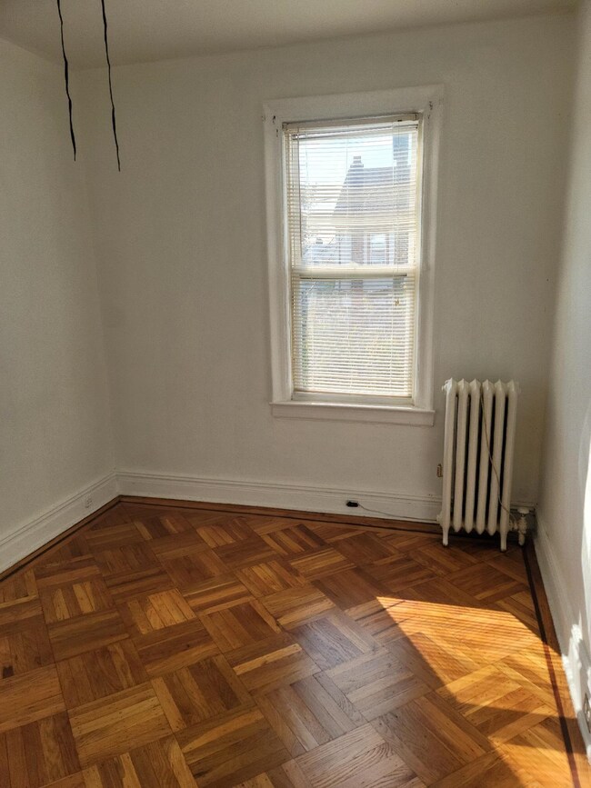 353 Van Nostrand Ave unit 2, Jersey City, NJ 07305 - photo 7