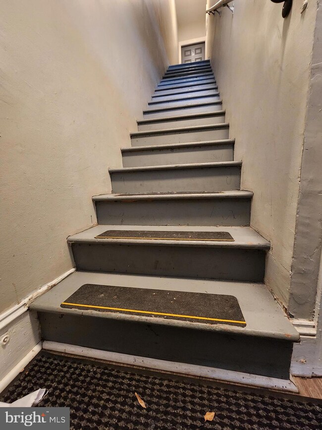 804 N Van Buren St unit 3, Wilmington, DE 19806 - photo 3