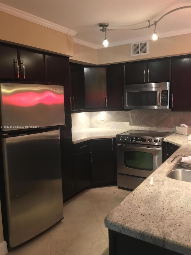 1733 Village Blvd unit 108, West Palm Beach, FL 33409 - photo 3