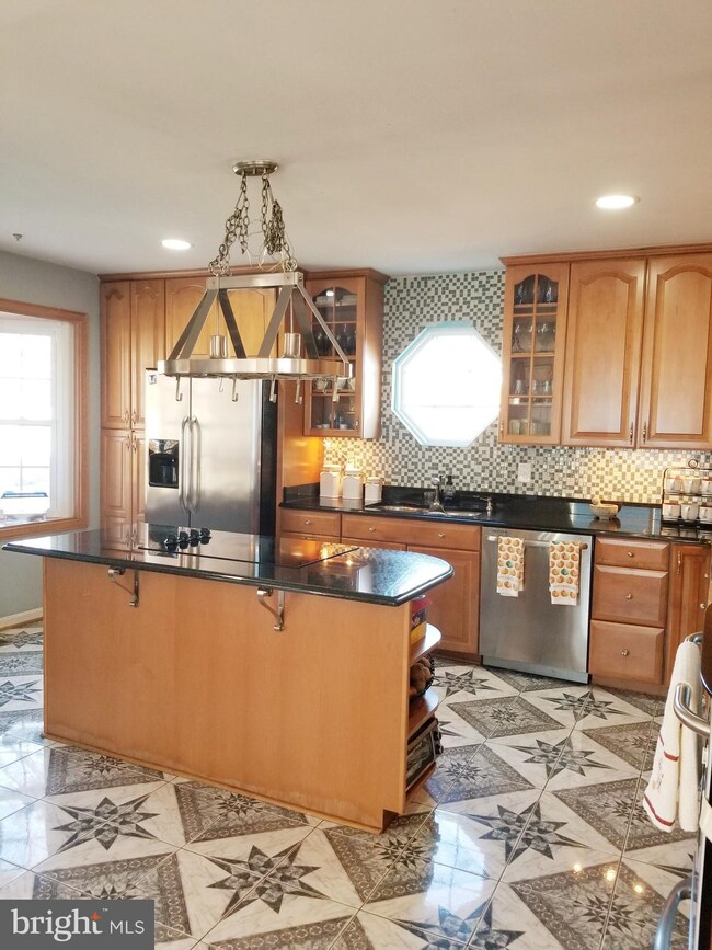 8309 Cypress St, Laurel, MD 20707 - photo 6