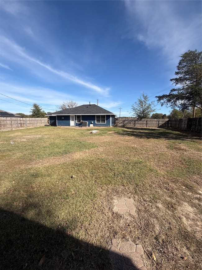 6801 Lakeview Dr, Bonham, TX 75418 - photo 3