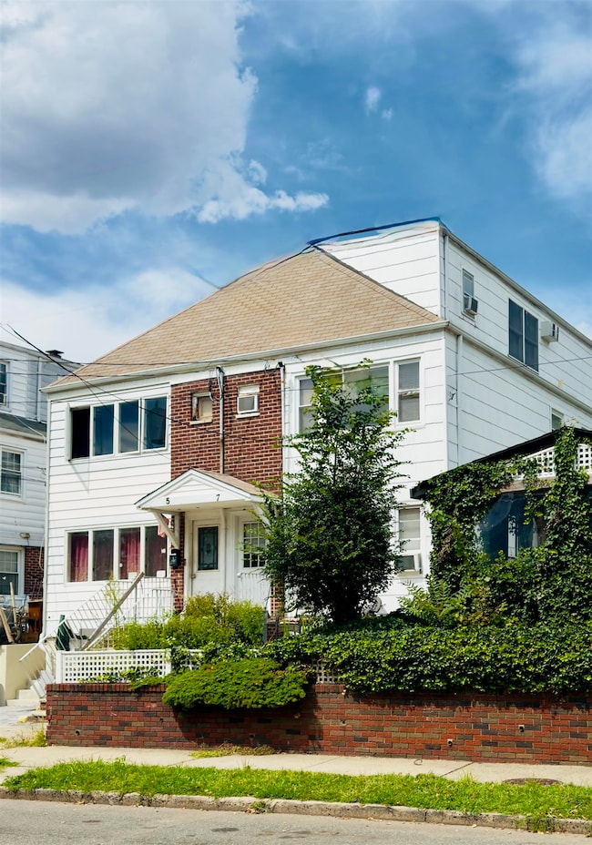 7 E 1st St, Bayonne, NJ 07002 - photo 3