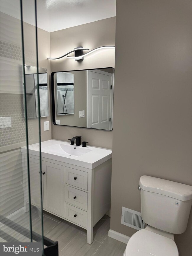 unlisted-address, Sterling, VA 20164 - photo 7