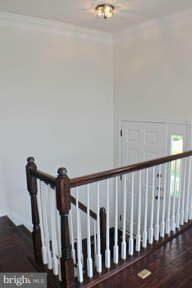 25605 America Square, Chantilly, VA 20152 - photo 3