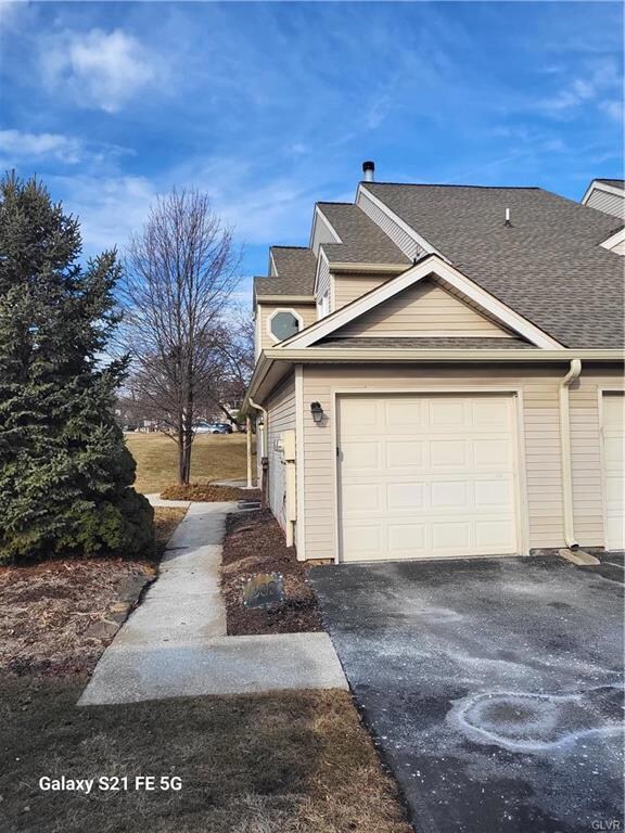 302 Windsor Place unit R302, Macungie, PA 18062 - photo 4