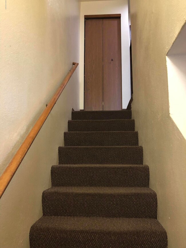 938 W 39th Ave unit 13, Anchorage, AK 99503 - photo 6