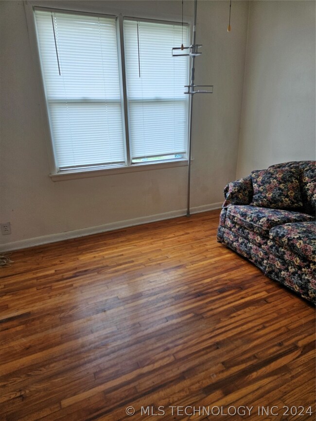 317 E Duncan St, Jenks, OK 74037 - photo 6