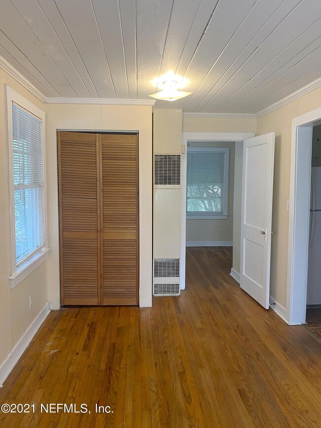 1442 Dancy St, Jacksonville, FL 32205 - photo 3
