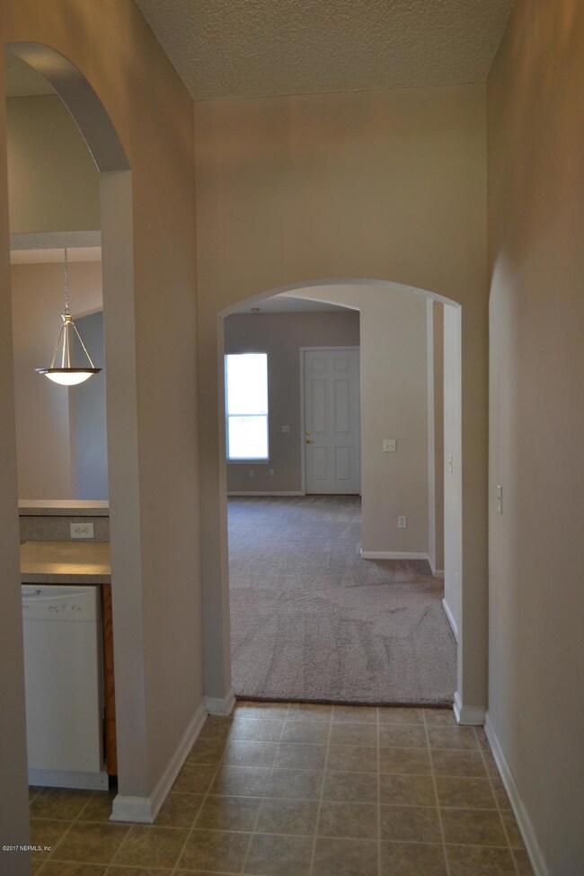 2925 Centerwood Dr N, Jacksonville, FL 32218 - photo 4